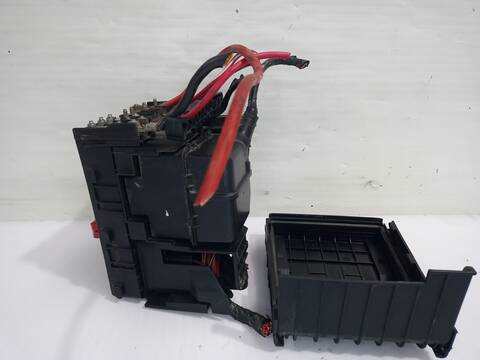Foto 2ª: Caja Reles Fusibles Seat Toledo EXCLUSIVE 140CV 103KW [BKD] (2004)