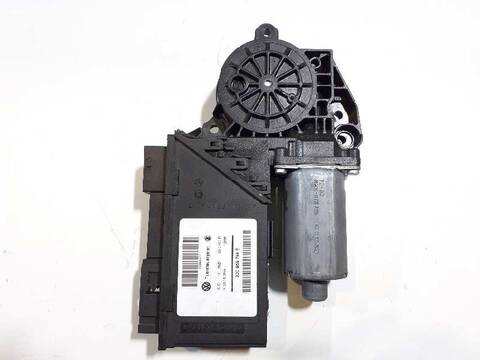 Foto 2ª: Elevalunas Eléctrico Trasero Derecho Volkswagen Touareg TDI V6 225CV 165KW [BKS] (2003)