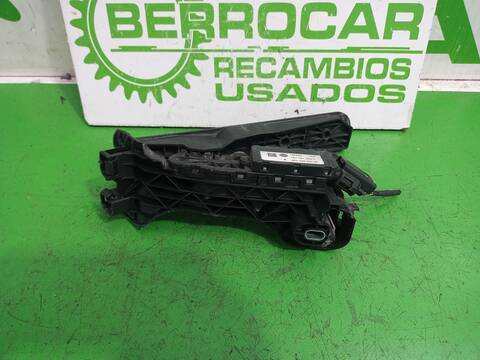 Foto 3ª: Pedal Acelerador Volkswagen Passat 2.0 TDI BERLINA 140CV 103KW [BKP] (2006)
