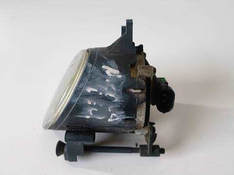 Foto 2ª: Faro Antiniebla Delantero Izquierdo Audi A4 2.5 TDI 120 KW 163CV