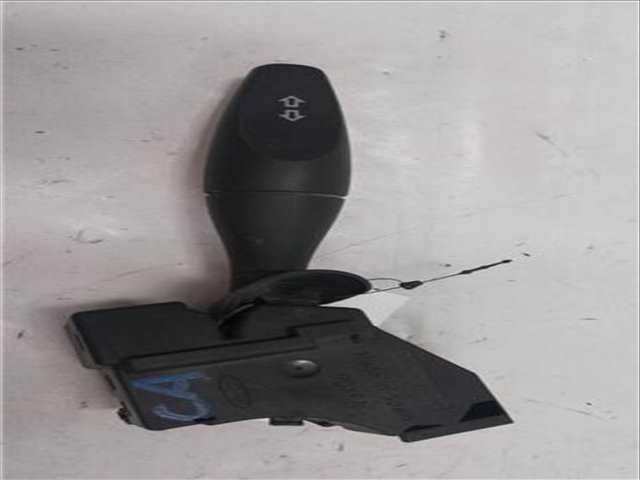 Foto 3ª: Mando Multifuncion Ford Fiesta 1.3 AMBIENTE [1 3 LTR. - 43 KW CAT] 58CV