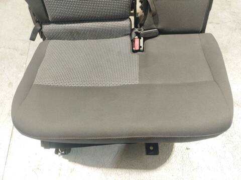 Foto 2ª: Asiento Delantero Derecho Mercedes Citan 109 CDI 415.703) 90CV 66KW [607951]
