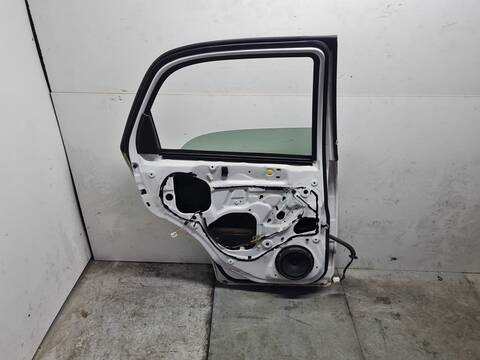 Foto 2ª: Puerta Trasera Izquierda Suzuki SX4 2.0 DDIS TD 135CV 99KW [D20AA] (2013)