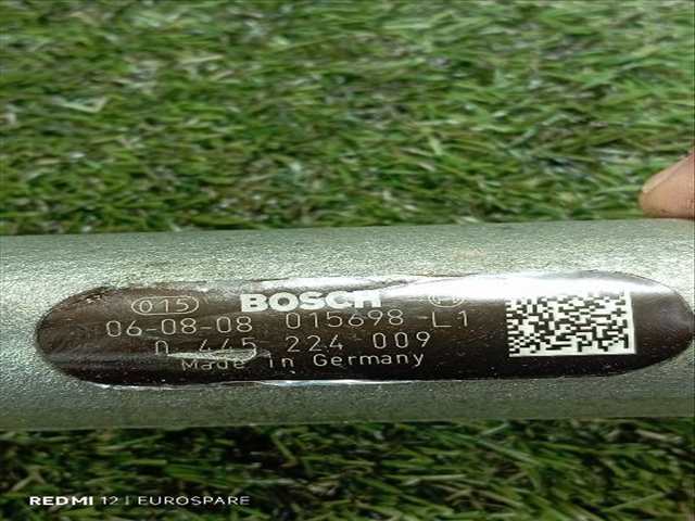 Foto 3ª: Rampa Inyectora Santana Anibal 2.8 TD MILITAR [8140.43P] (2004)