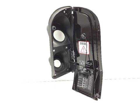 Foto 2ª: Tapa Exterior Combustible Mercedes Clase V 200 136CV 100KW (2014)