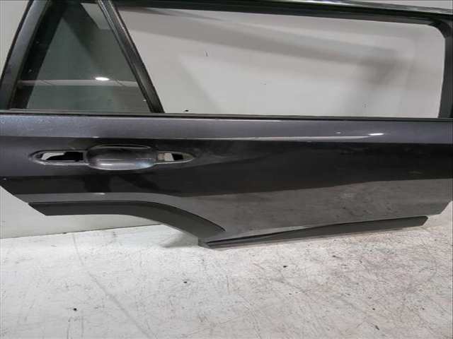 Foto 3ª: Puerta Trasera Derecha Toyota Rav4 2.0 MXAA52) 175CV [M20A-FKS] (2018)