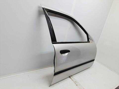 Foto 4ª: Puerta Delantera Derecha Nissan Primera BERLINA 99CV 73KW (1997)