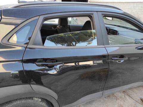Puerta Trasera Derecha Hyundai Kona D4FE