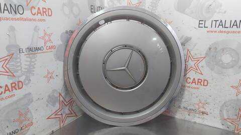 Foto 4ª: Tapacubos Mercedes Clase E 180 E 300 124.030) BERLINA 136CV 100KW [M103983] (1991)