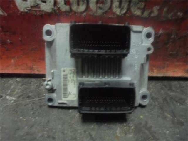 Foto 1ª: Centralita Motor ECU Opel Agila 1.2 16V TWINPORT [Z 12 XEP]