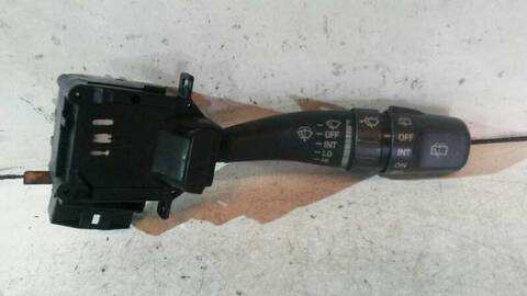 Mando Multifuncion Hyundai Trajet 2.0 CRDI CAT 113CV 83KW