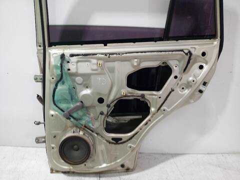 Foto 3ª: Puerta Trasera Derecha Toyota Rav4 2.0 LUNA 4X4 2003 ) 150CV [1AZFE] (2000)