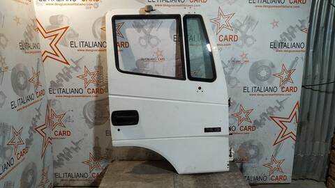 Foto 2ª: Puerta Delantera Derecha Nissan Atleon TK56.35/3 120CV [BD30TI] (2004)