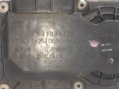 Caja Mariposa Volvo V40 B4154T2