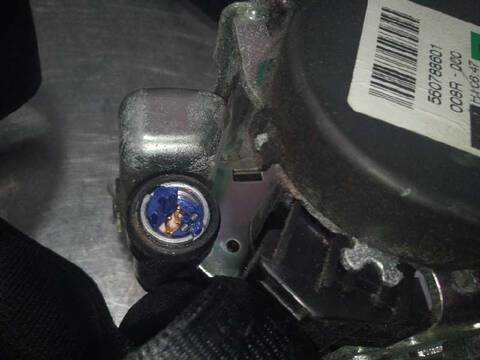 Foto 4ª: Cinturón Delantero Derecho Audi A4 2.0 TDI 16V 103KW) BERLINA 140CV [BLB] (2006)