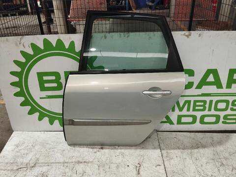 Puerta Trasera Izquierda Renault Scenic 1.6 16V 113CV