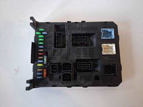 Caja Reles Fusibles Citroen C5 AUDACE 2.0 HDI FAP CAT RHR - DW10BTED4) 136CV