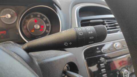 Foto 2ª: Mando Multifuncion Fiat Punto 1.4 G 77CV 57KW EVO PUNTO 199) 199A2000 (2010)