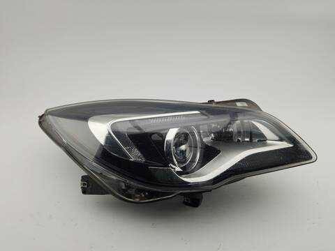 Foto 1ª: Faro Derecho Opel Insignia 2.0 CDTI 68) 140CV 103KW [A20DTE] (2015)