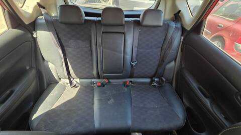 Asientos Traseros Nissan Pulsar K9K