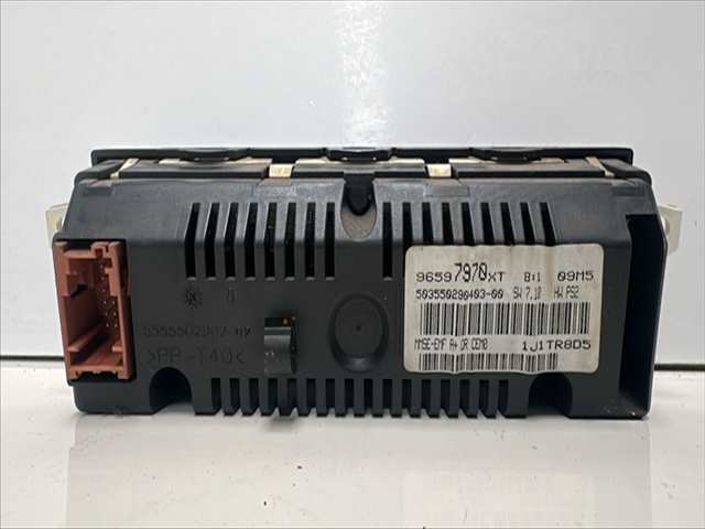 Foto 2ª: Pantalla Multifuncion Citroen C2 1.4 GASOLINA [G-KFV] (2006)
