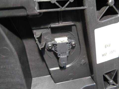 Foto 2ª: Elevalunas Eléctrico Delantero Izquierdo Ford Fiesta AMBIENTE 75CV 55KW [XUJB] (2016)