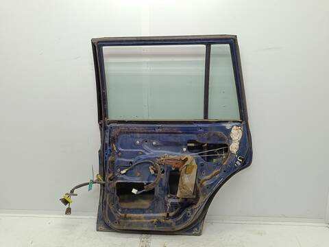 Foto 2ª: Puerta Trasera Derecha Mitsubishi Montero 2.5 TD GLS 99CV 73KW [4D56] (2000)