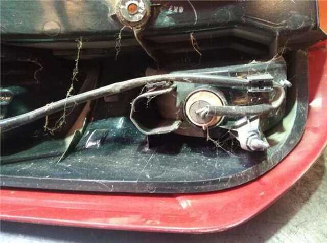 Foto 2ª: Piloto Trasero Derecho Nissan X-Trail 2.0 DCI (T31)(03.2007-_) [M9R]