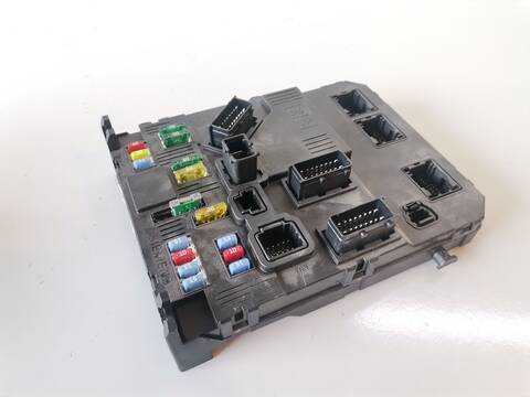 Caja Reles Fusibles Peugeot 407 CONFORT 2.0 16V 140CV