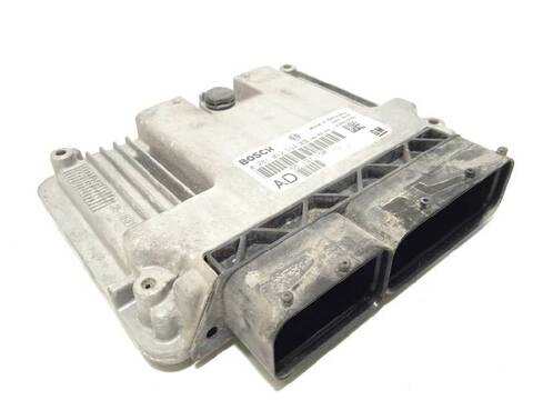Foto 2ª: Centralita Motor ECU Opel Signum COSMO 150CV 110KW [Z19DTH] (2006)