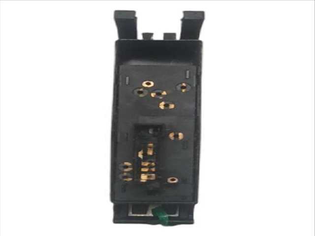 Foto 3ª: Botonera Elevalunas Bmw Serie 3 320 2.0 TD E46) COMPACT (2001)