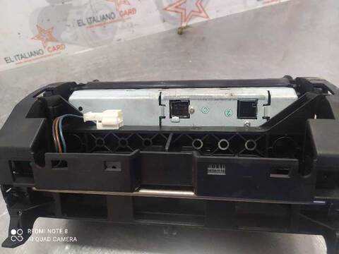 Foto 3ª: Pantalla Multifuncion Mercedes Clase C 160 C 220 CDI 204.008) BERLINA 170CV 125KW [646811] (2008)