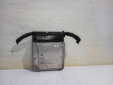 Centralita Motor ECU Volkswagen Passat INDIVIDUAL BERLINA 140CV 103KW