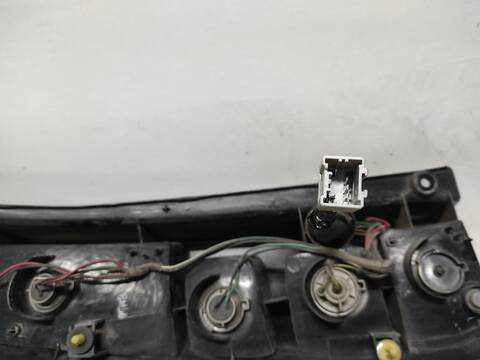 Foto 2ª: Piloto Trasero Derecho Honda Hrv D16W1 GH) (2003)