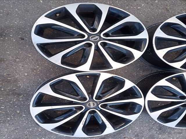 Foto 2ª: Juego LLantas Nissan Qashqai TEKNA PREMIUM 131CV 96KW [R9MA405] (2012)