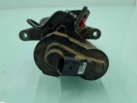 Foto 3ª: Pedal Embrague Volkswagen Passat 2.0 TDI BERLINA 140CV 103KW [BKP] (2005)