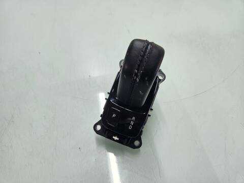 Foto 3ª: Palanca de Cambio Volvo XC 40 MOMENTUM PRO 2WD 163CV 120KW [B3154T2] (2020)