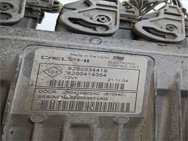 Foto 2ª: Centralita Motor ECU Renault Megane 1.5 CONFORT EXPRESSION [1.5 LTR. - 74 KW DCI DIESEL] II BERLINA 5P (10.2002-_) [K9K-728]