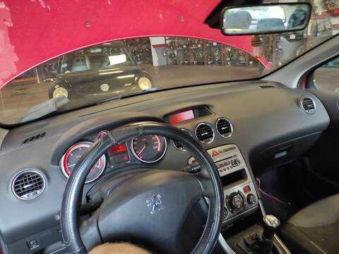 Salpicadero Peugeot 308 9HX