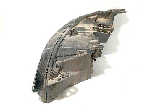 Foto 3ª: Faro Derecho Peugeot 3008 1.5 BLUEHDI 130 131CV 96KW [YHZ] (2019)