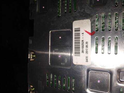 Foto 2ª: Sistema Audio Radio CD Renault Megane ZEN BERLINA 110CV 81KW IV BERLINA 5P [K9K G6] (2017)