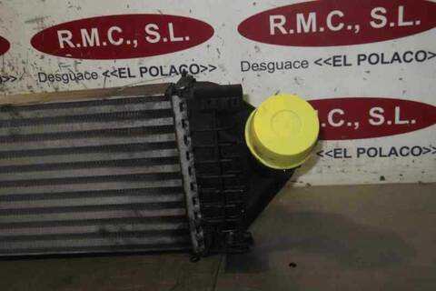 Foto 4ª: Intercooler Ford Focus AMBIENTE D) BERLINA 90CV 66KW [HHDA] (2009)