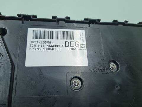 Foto 3ª: Caja Reles Fusibles Ford Ranger DOBLE CABINA 4X4 LIMITED 170CV 125KW [BC2X] (2019)