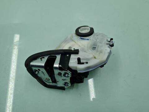 Foto 3ª: Cerradura Puerta Trasera Izquierda Honda Civic 1.5 SPORT 182CV 134KW [L15BA] (2020)