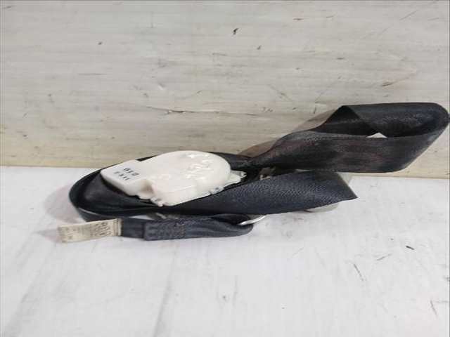 Foto 2ª: Cinturón Trasero Izquierdo Toyota Corolla 2.2 D-4D AUR10_) 177CV [2AD-FHV] (2004)