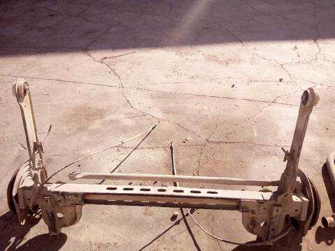 Foto 4ª: Puente Trasero Nissan Primastar VERSION INDEFINIDA