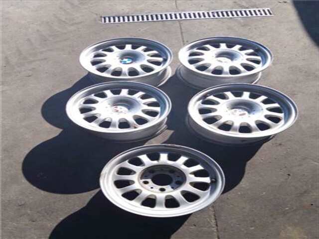 Juego LLantas Bmw Serie 5 518 2.5 525TDS [2.5 LTR. - 105 KW TURBODIESEL CAT]