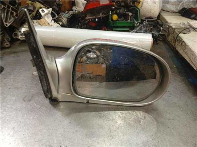 Foto 1ª: Retrovisor Derecho Kia Carnival 2.9 TD [J3]
