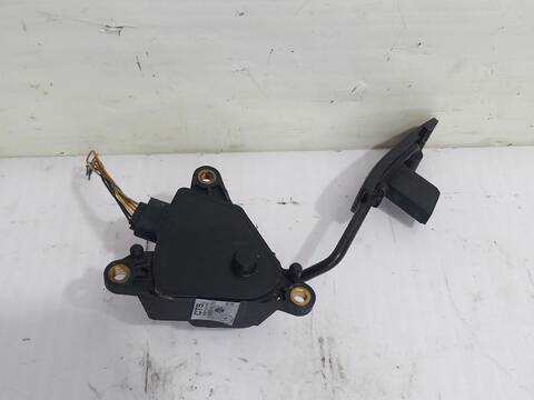 Foto 2ª: Pedal Acelerador Nissan Micra ACENTA 80CV (2002)