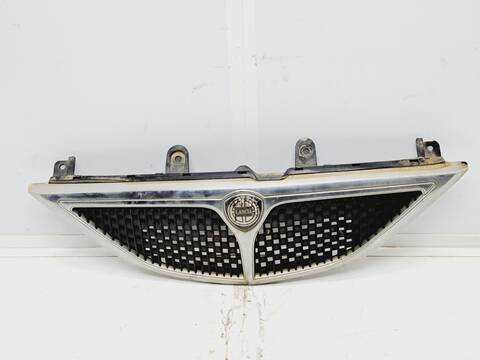Rejilla Delantera Lancia Y 1.2 G 8V VANITY